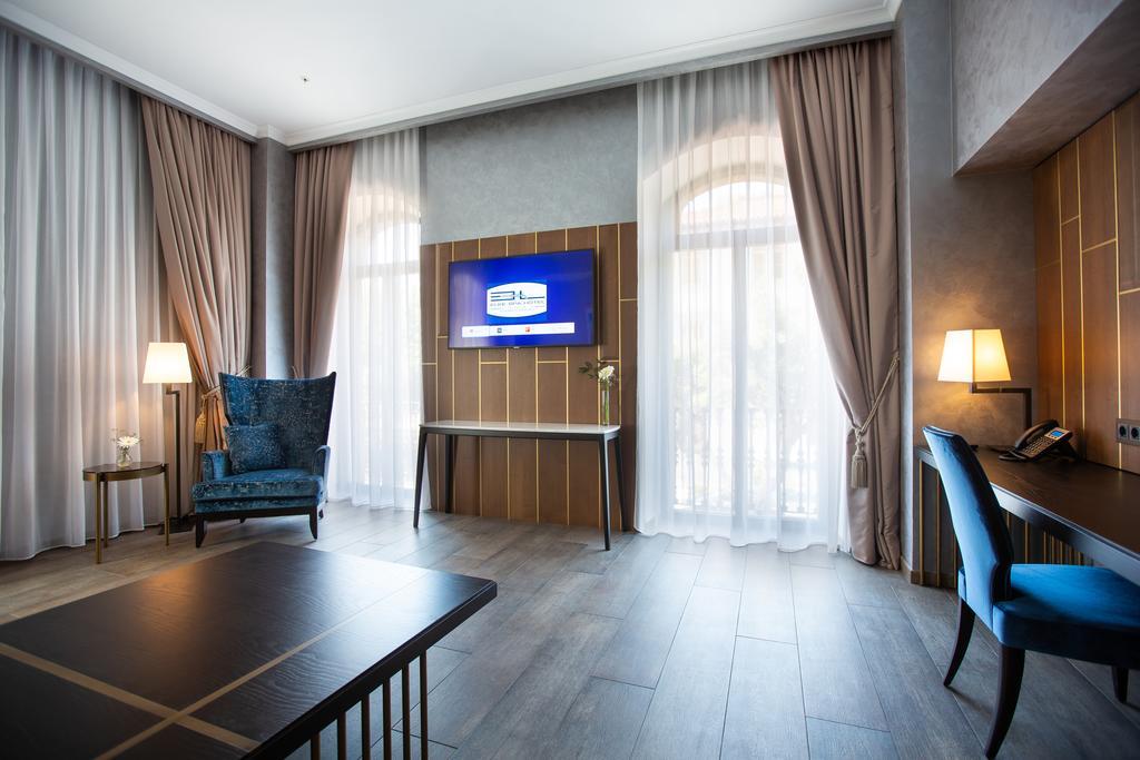 Boutique Hotel Elke Spa Superior 산펠리우데기솔스 외부 사진