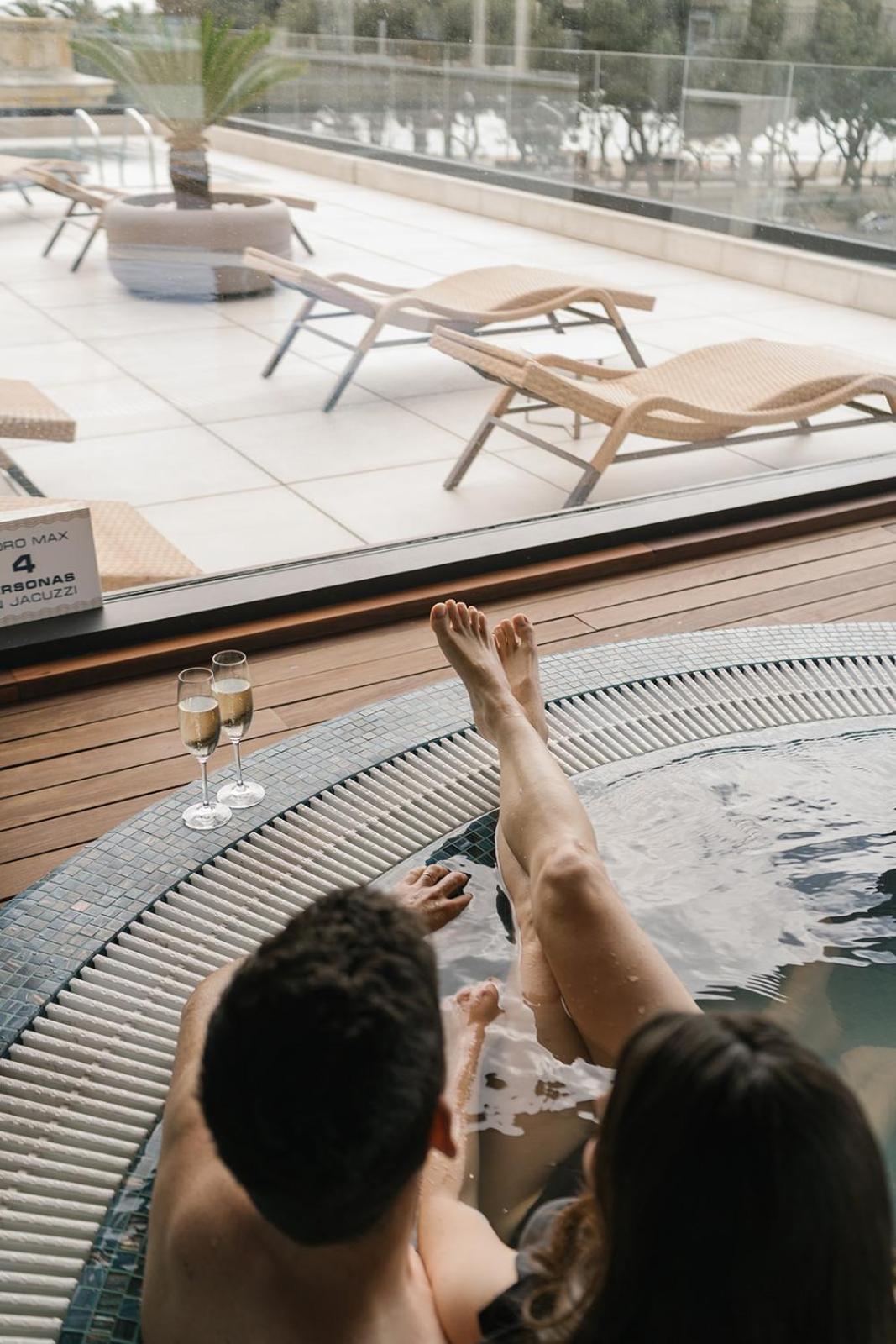 Boutique Hotel Elke Spa Superior 산펠리우데기솔스 외부 사진