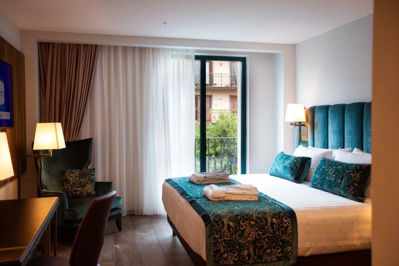 Boutique Hotel Elke Spa Superior 산펠리우데기솔스 외부 사진